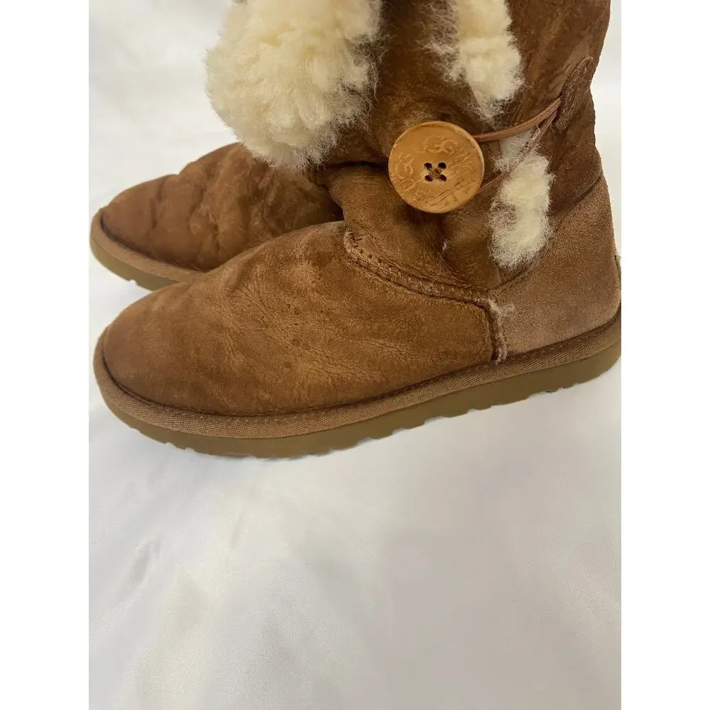 UGG Australian Bailey Button Tan Sheepskin Shearling Pull-On Ankle Boots US 5